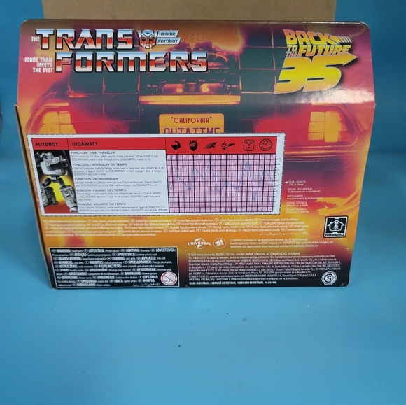 Hasbro Transformers Back to the Future Gigawatt Action Figure - Picture 2 of 9